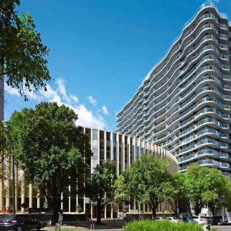 Readyset Apartments At Emerald Melbourne Exteriör bild