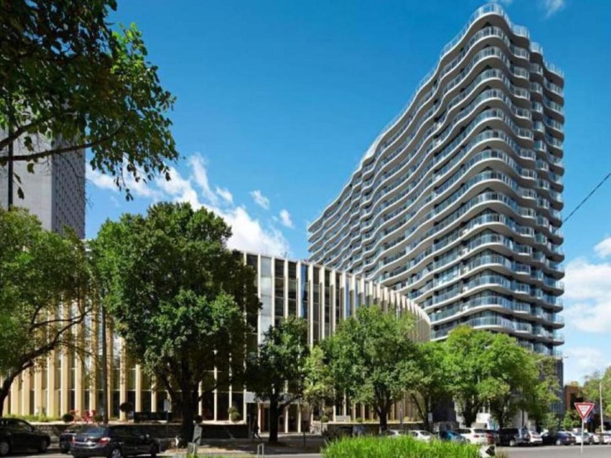 Readyset Apartments At Emerald Melbourne Exteriör bild
