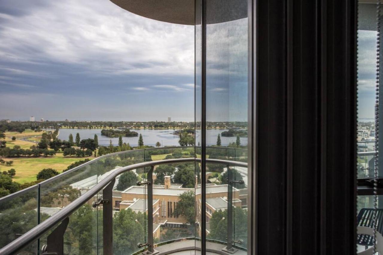 Readyset Apartments At Emerald Melbourne Exteriör bild
