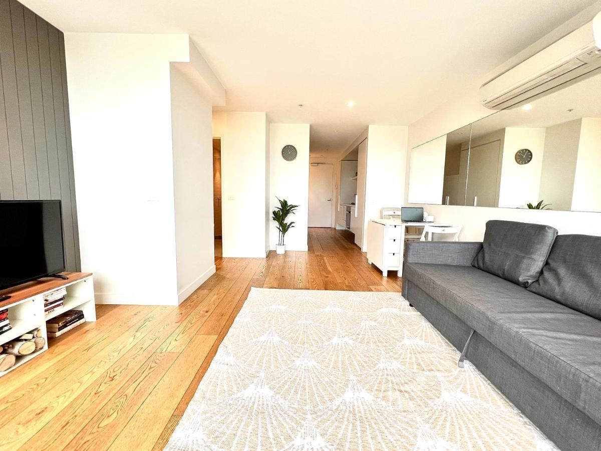 Readyset Apartments At Emerald Melbourne Exteriör bild